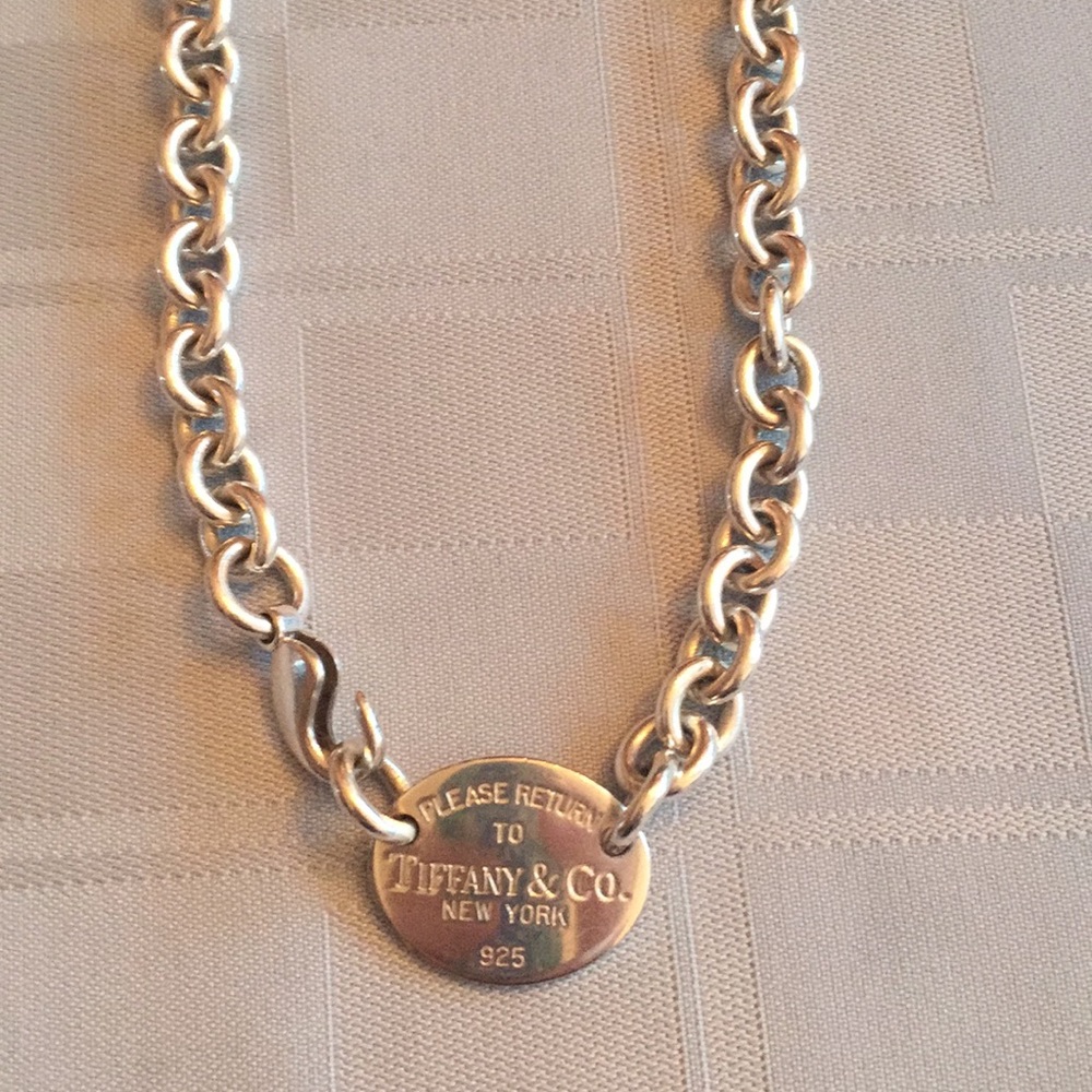 Return to Tiffany Oval Tag Necklace